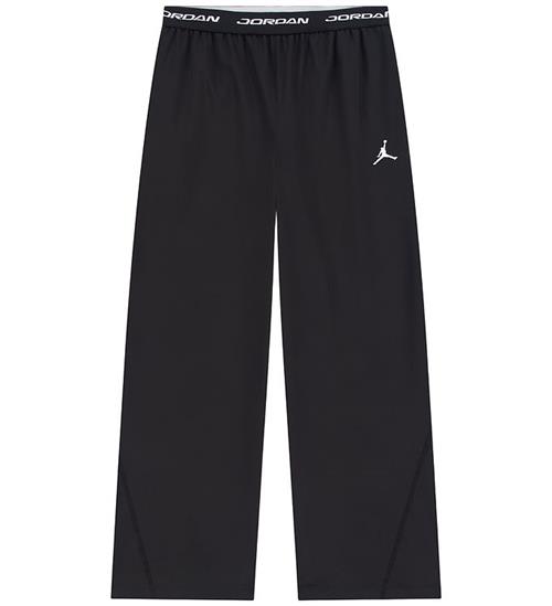 Jordan Bukser - Black