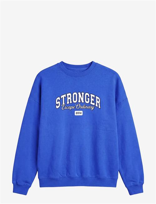 STRONGER | Comfy Sweatshirt | M