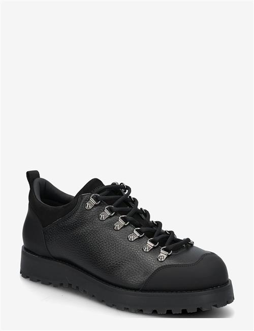 Garment Project | Dune Low - Black Tumbled Leather | 45