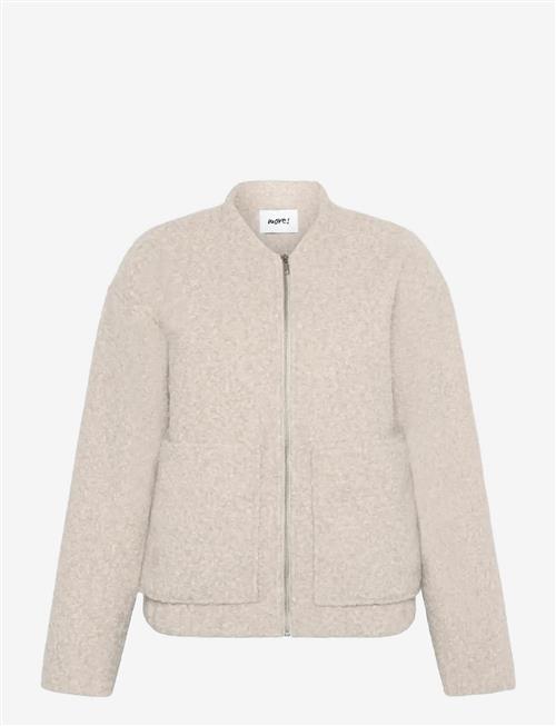 Moves | Fran Bomber 4331 | 36