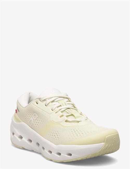 On | Cloudrunner 3 | 38