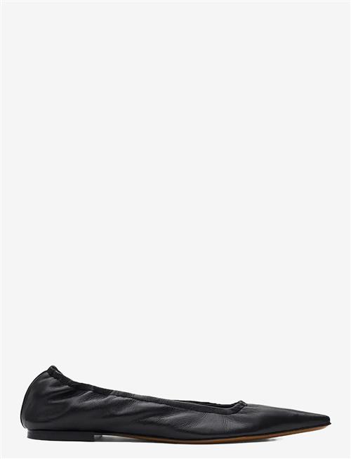 ATP Atelier | Aprica Black Shiny Nappa | 37