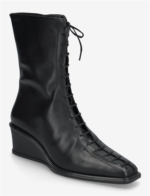 VAGABOND | Aino | 39